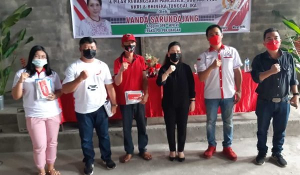 vanda-sarundajang-bersama-masyarakat